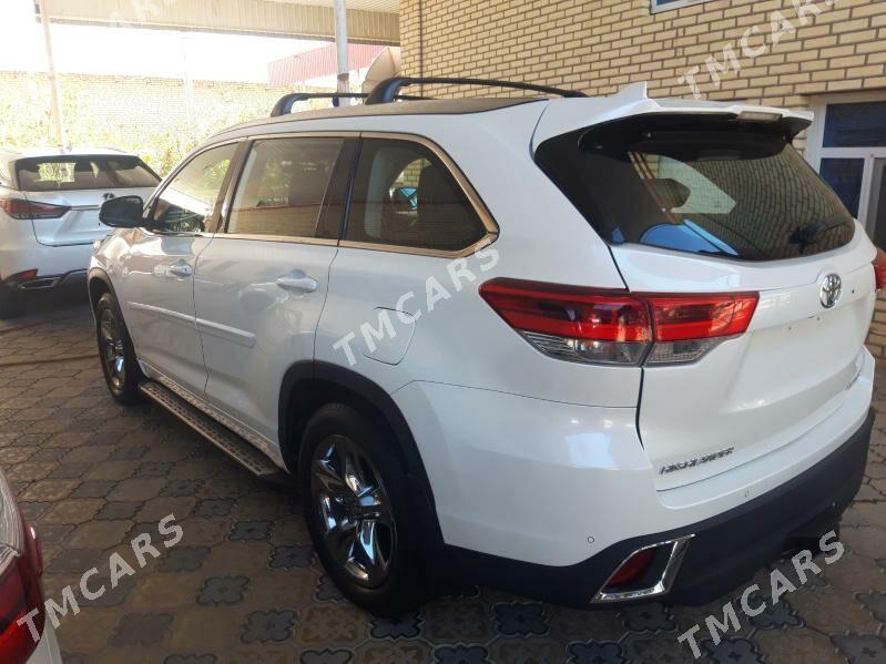 Toyota Highlander 2019 - 430 000 TMT - Мары - img 4