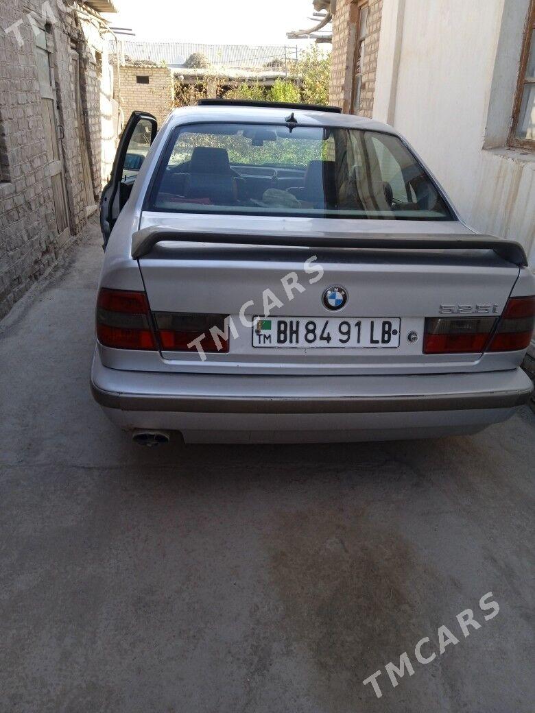 BMW E34 1990 - 45 000 TMT - Garabekewül - img 3