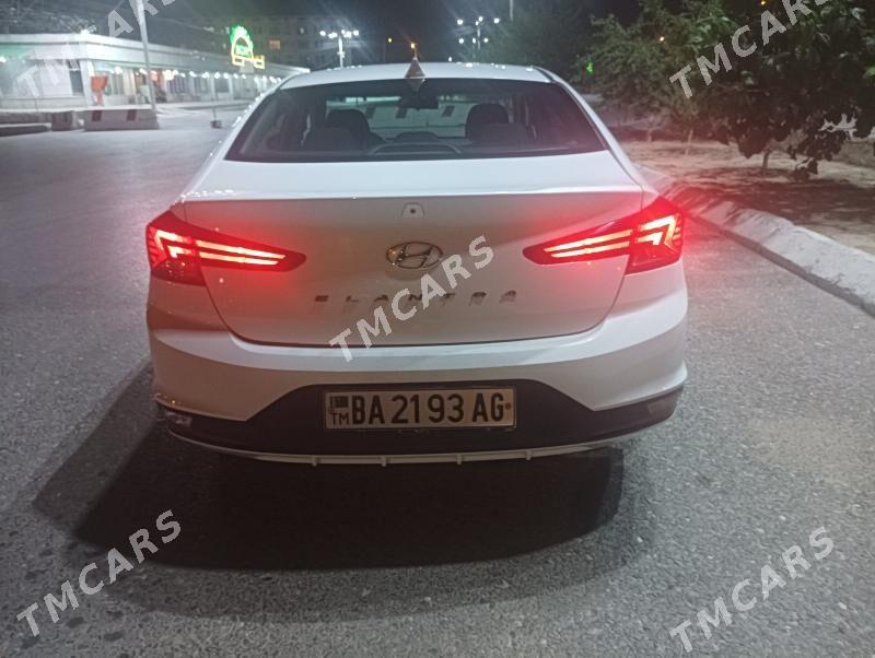 Hyundai Elantra 2019 - 200 000 TMT - Aşgabat - img 5