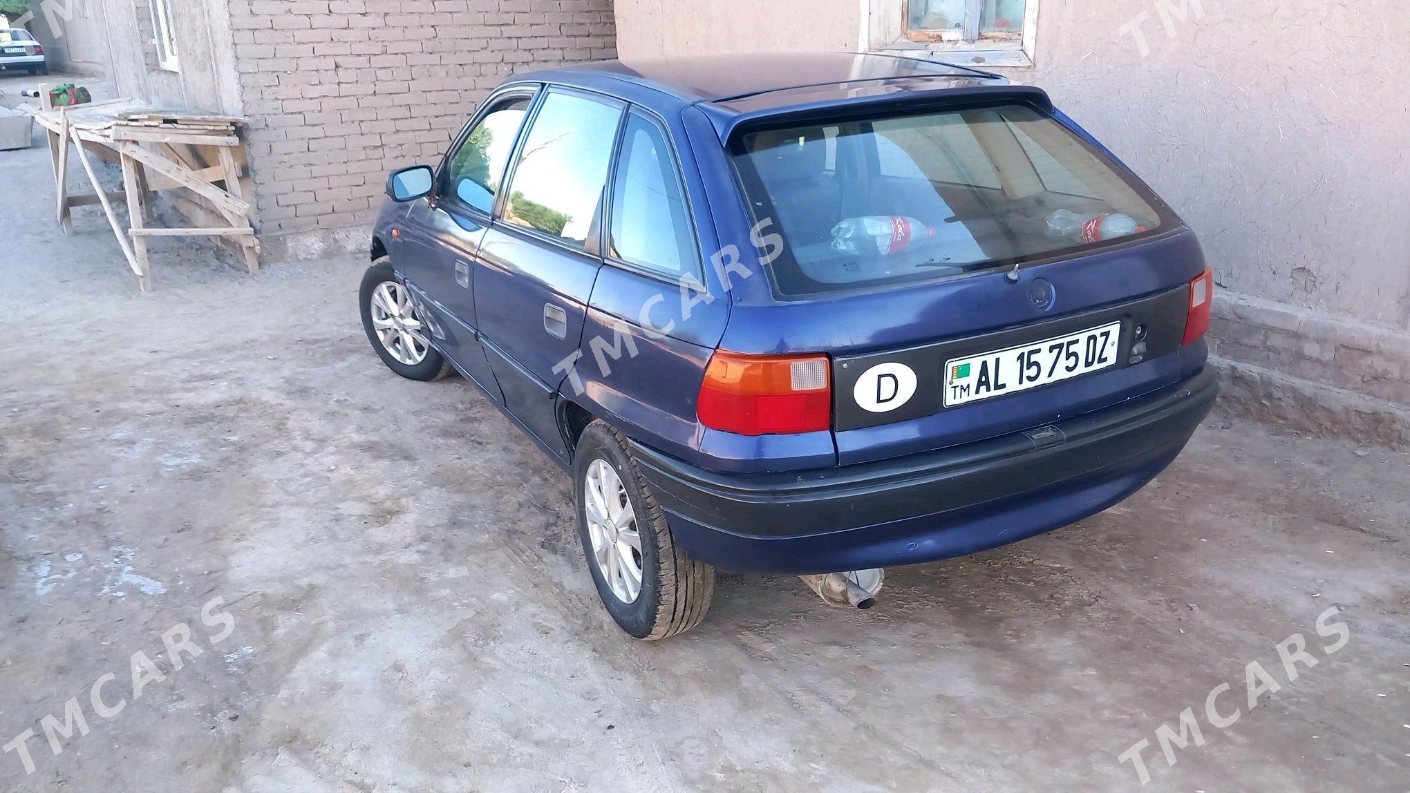 Opel Astra 1994 - 27 000 TMT - Gurbansoltan Eje - img 3