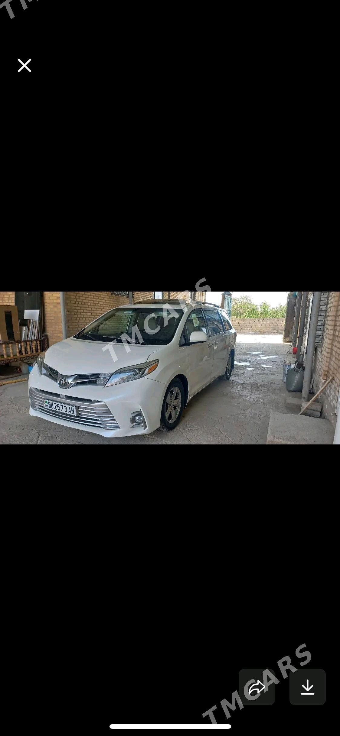 Toyota Sienna 2017 - 390 000 TMT - Aşgabat - img 5