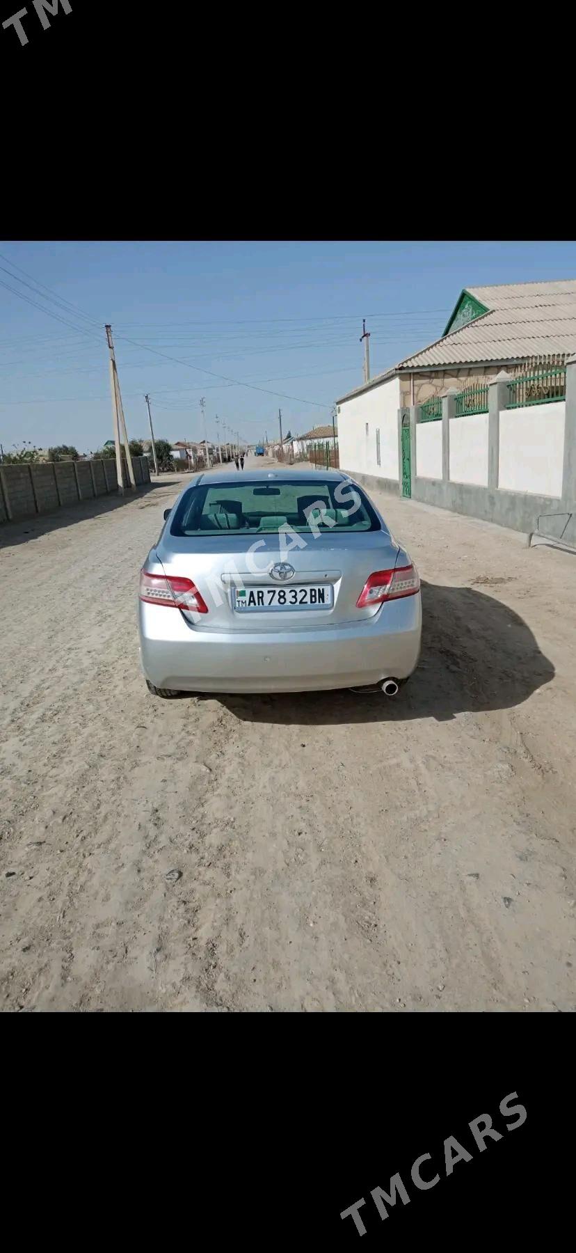 Toyota Camry 2011 - 155 000 TMT - Türkmenbaşy - img 2