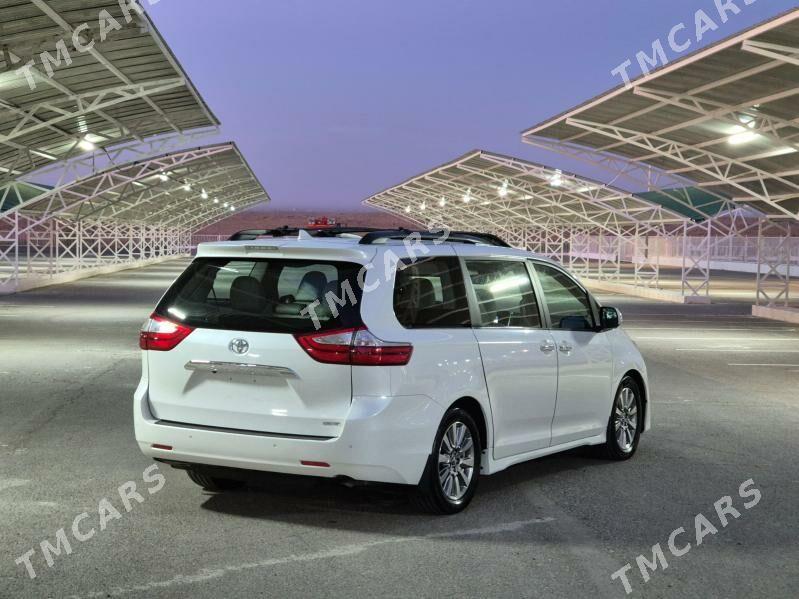 Toyota Sienna 2018 - 455 000 TMT - Aşgabat - img 5