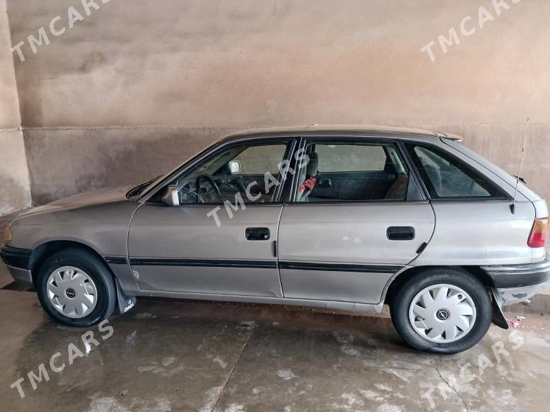 Opel Astra 1992 - 25 000 TMT - Gurbansoltan Eje - img 9