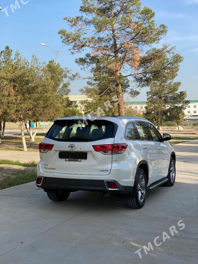 Toyota Highlander 2019 - 455 000 TMT - Ашхабад - img 10