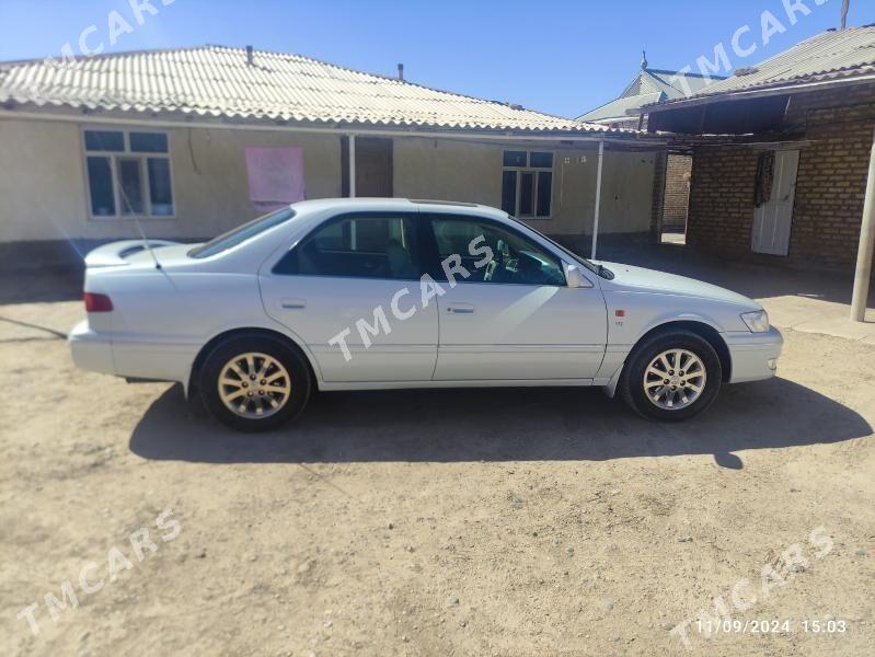 Toyota Camry 2000 - 140 000 TMT - Aşgabat - img 2