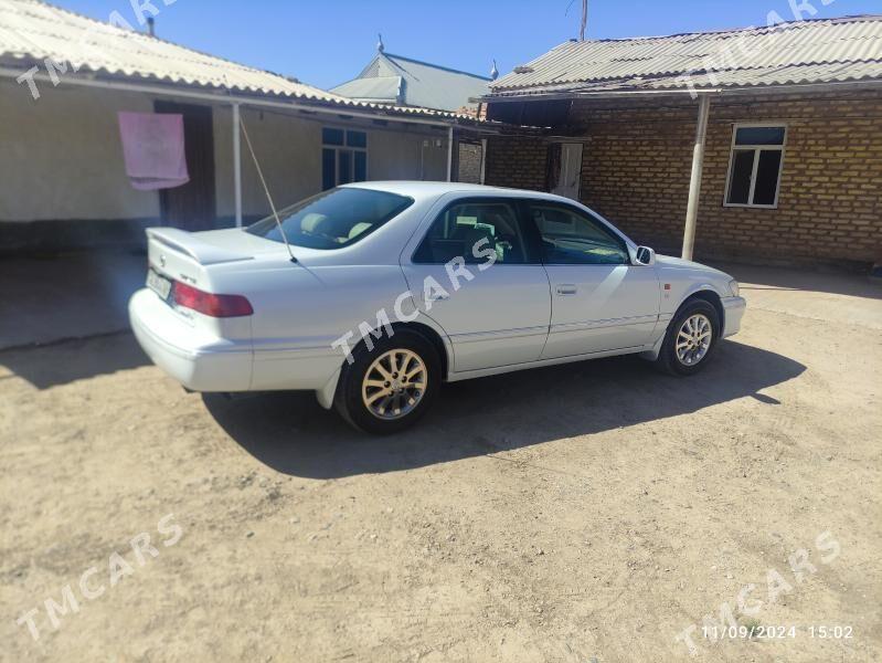 Toyota Camry 2000 - 140 000 TMT - Ашхабад - img 4