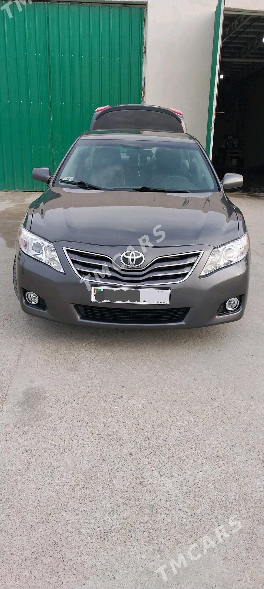 Toyota Camry 2010 - 140 000 TMT - Шатлык - img 2