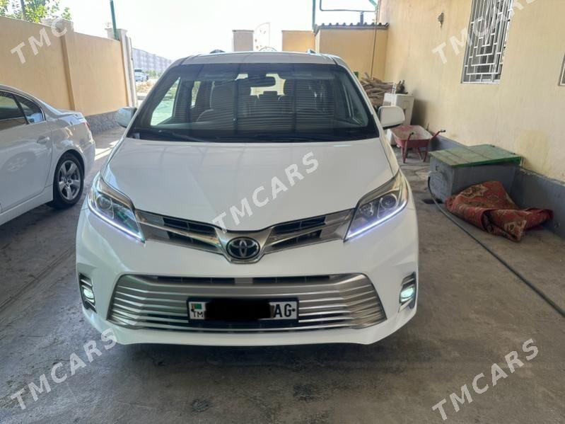 Toyota Sienna 2020 - 383 000 TMT - Aşgabat - img 3