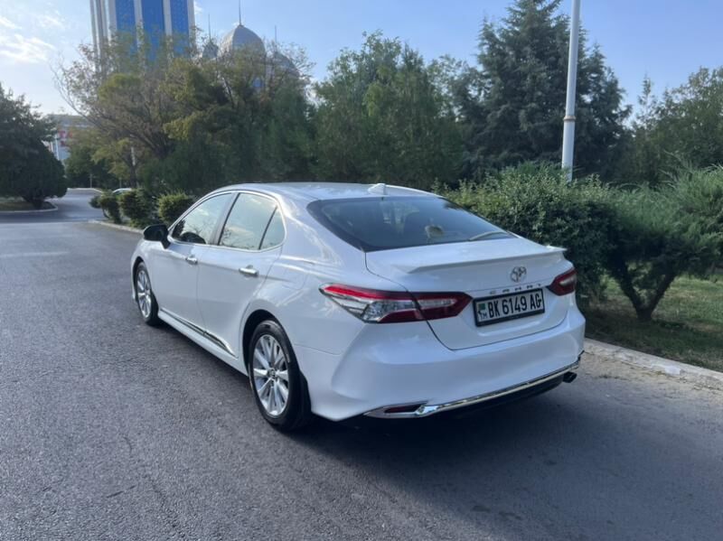 Toyota Camry 2018 - 243 000 TMT - Aşgabat - img 9