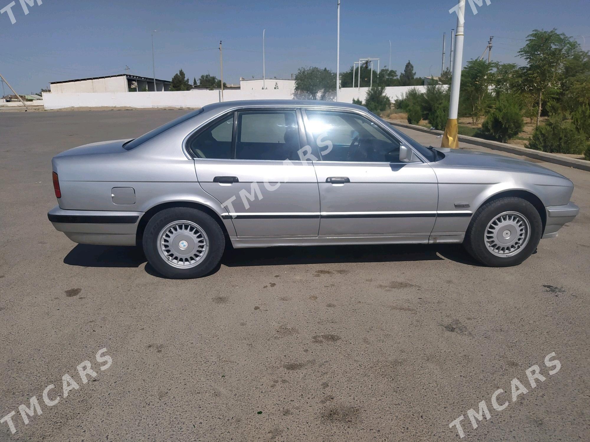 BMW 525 1992 - 46 000 TMT - Гумдаг - img 3