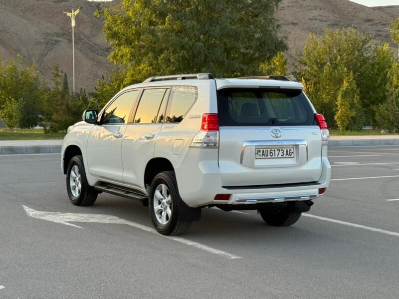 Toyota Land Cruiser Prado 2013 - 458 000 TMT - Aşgabat - img 2