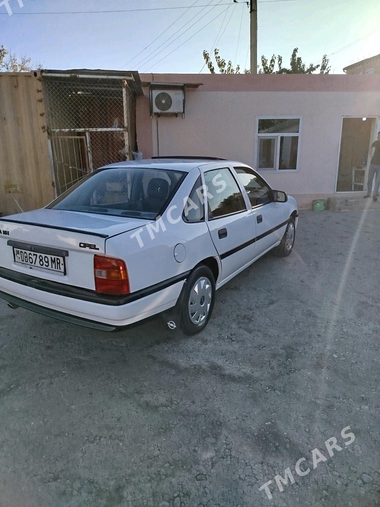 Opel Vectra 1992 - 30 000 TMT - Mary - img 2