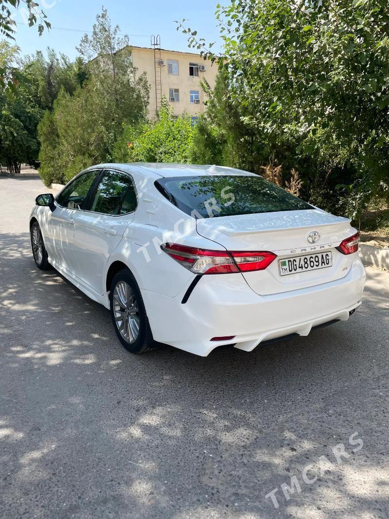 Toyota Camry 2018 - 303 000 TMT - Мир 8 - img 4