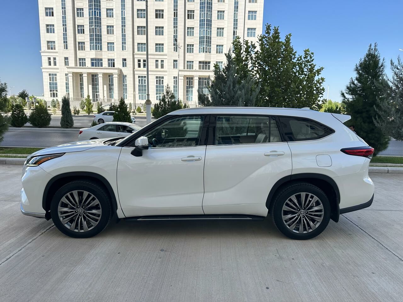 Toyota Highlander 2020 - 877 000 TMT - Aşgabat - img 6