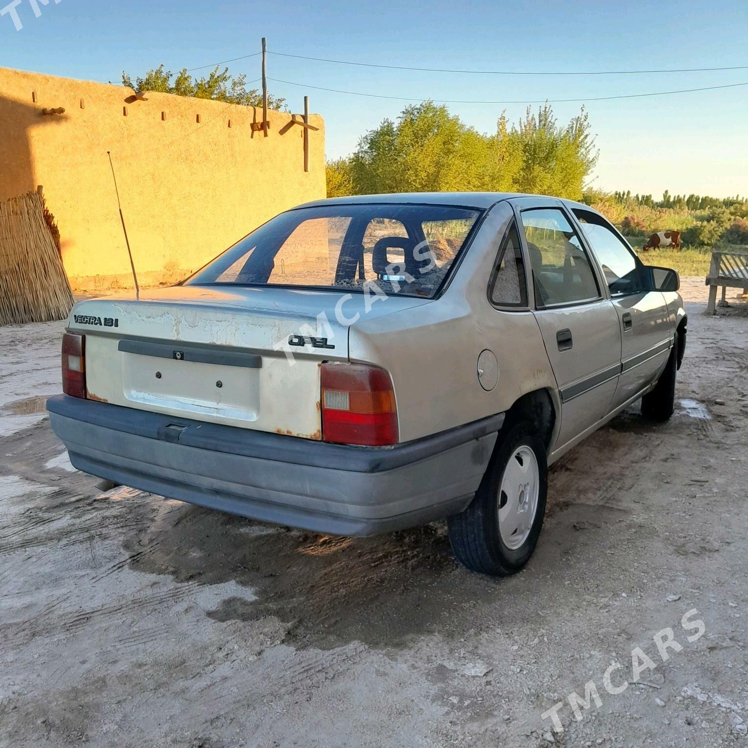 Opel Vectra 1992 - 27 000 TMT - етр. Туркменбаши - img 2