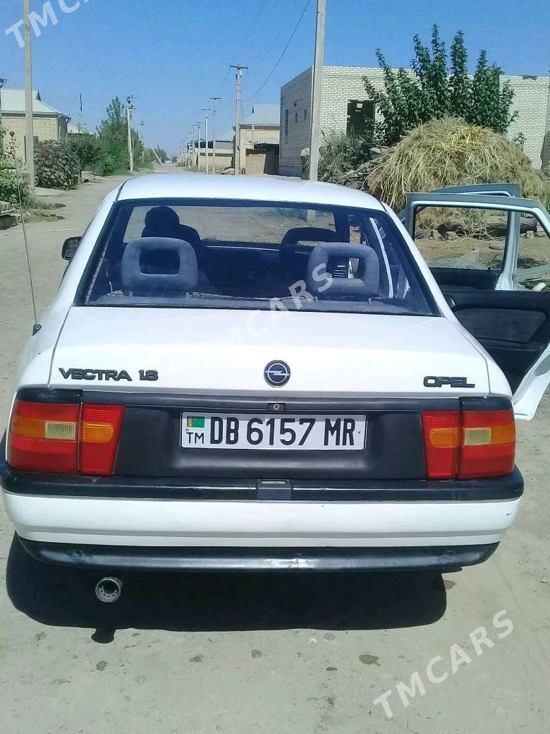 Opel Vectra 1990 - 40 000 TMT - Мары - img 2