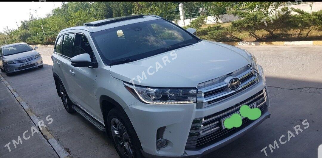 Toyota Highlander 2018 - 430 000 TMT - Daşoguz - img 4