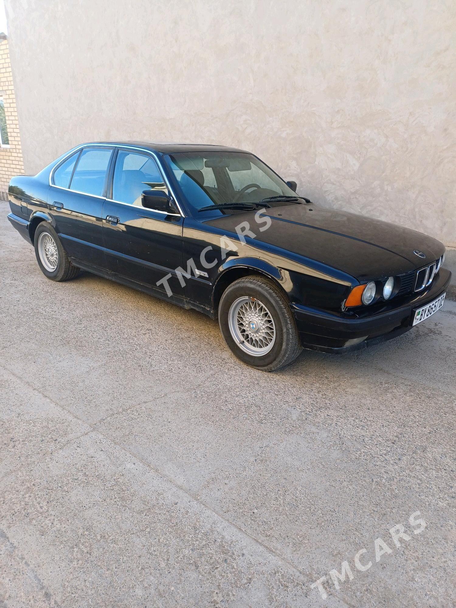 BMW 5 Series 1989 - 30 000 TMT - Кёнеургенч - img 2