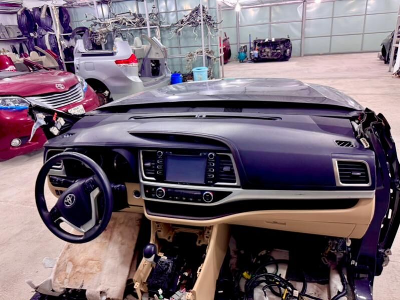 Highlander ANGAR 502 975 TMT - Чоганлы - img 1