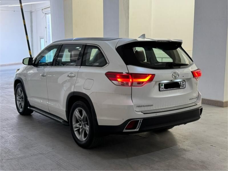 Toyota Highlander 2018 - 604 000 TMT - Ашхабад - img 7