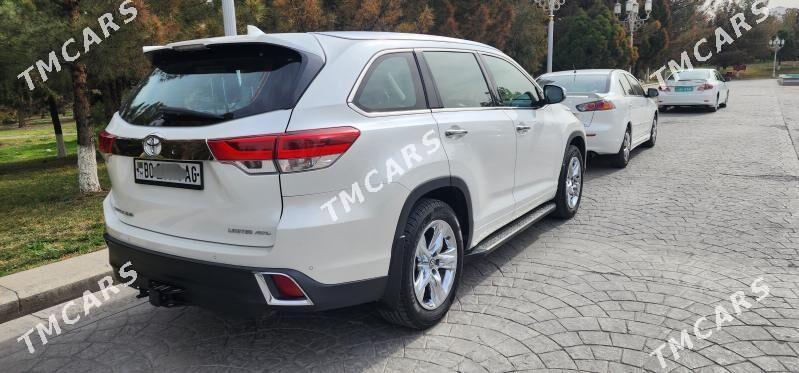 Toyota Highlander 2017 - 520 000 TMT - Ашхабад - img 2