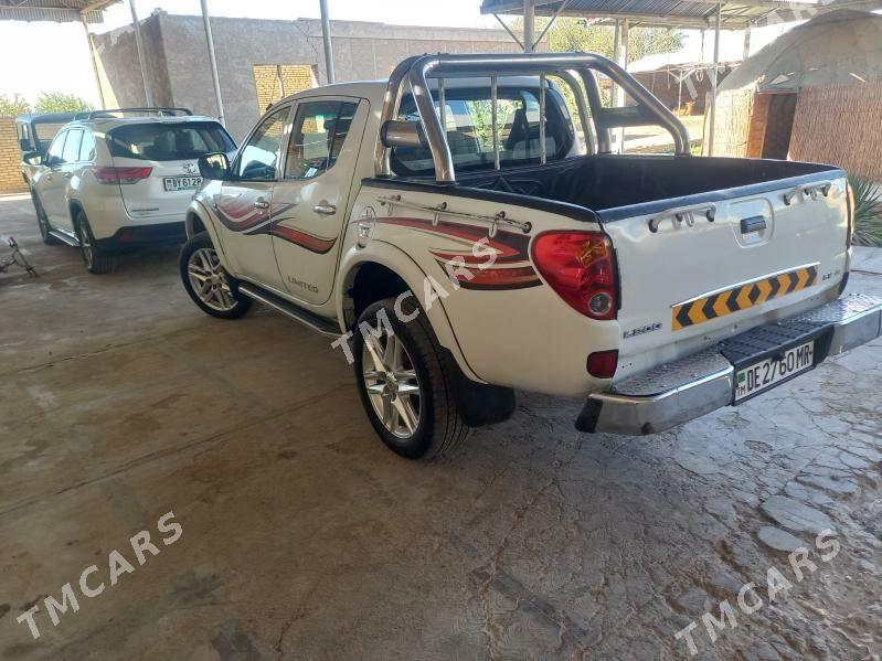 Mitsubishi L200 2010 - 135 000 TMT - Wekilbazar - img 4