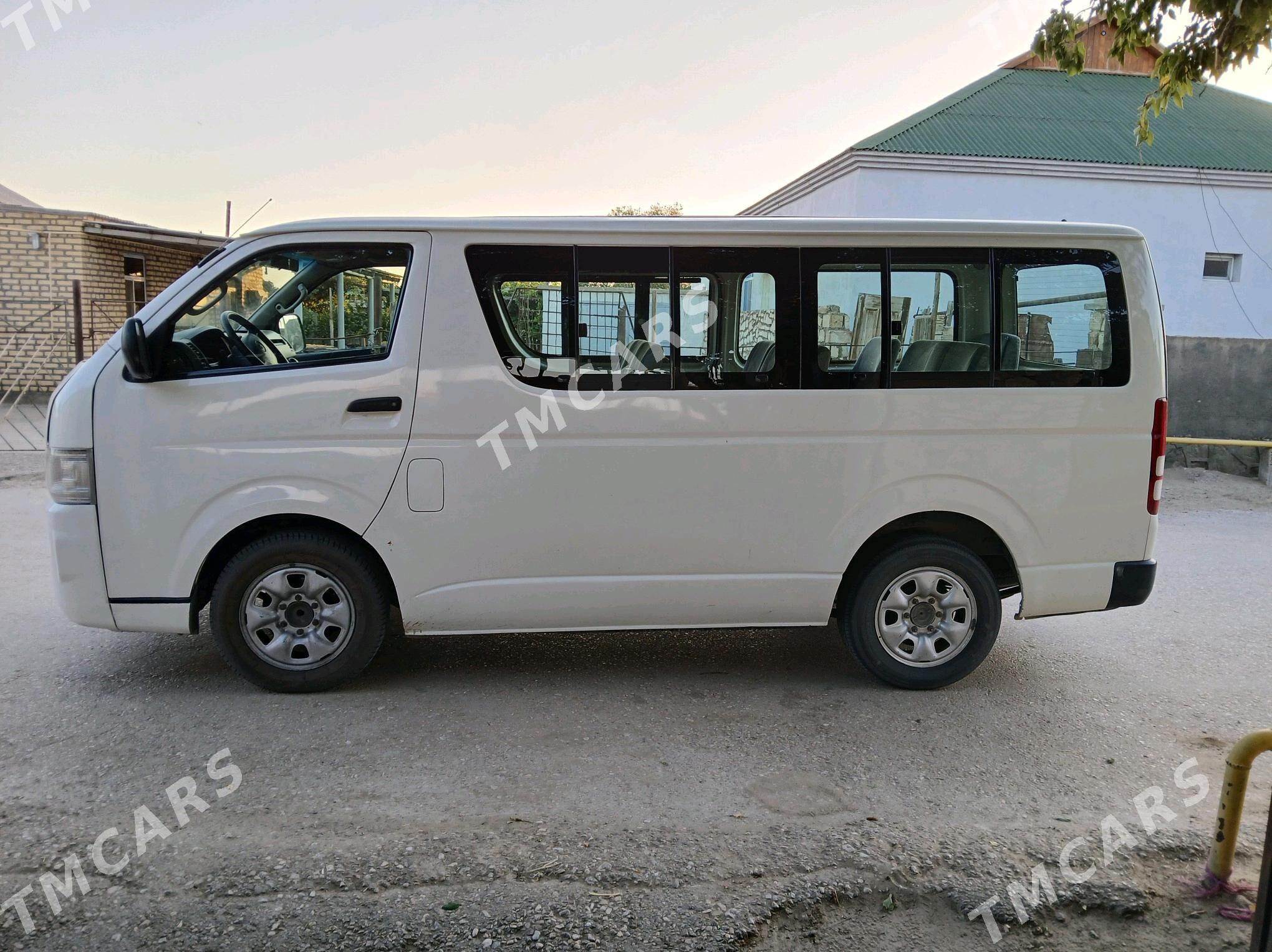 Toyota Hiace 2008 - 180 000 TMT - Балканабат - img 2