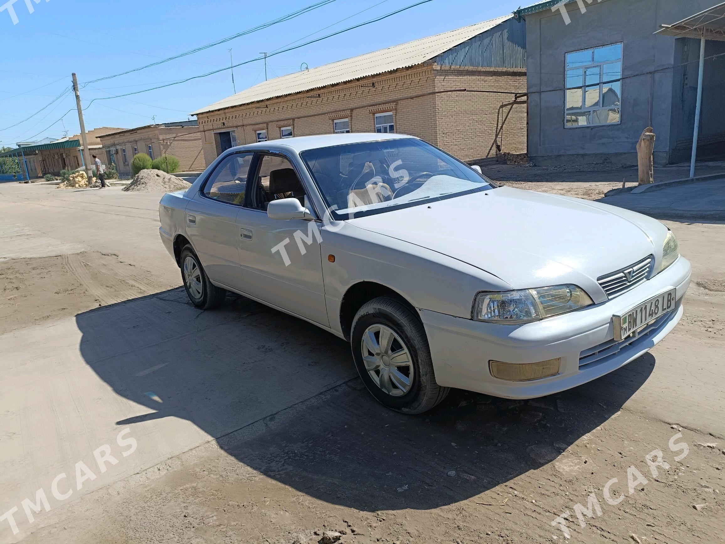 Toyota Vista 1994 - 42 000 TMT - Дянев - img 3