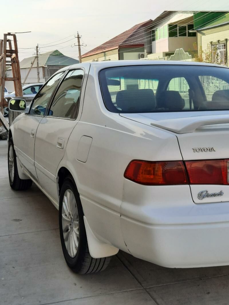 Toyota Camry 2001 - 110 000 TMT - Теджен - img 5