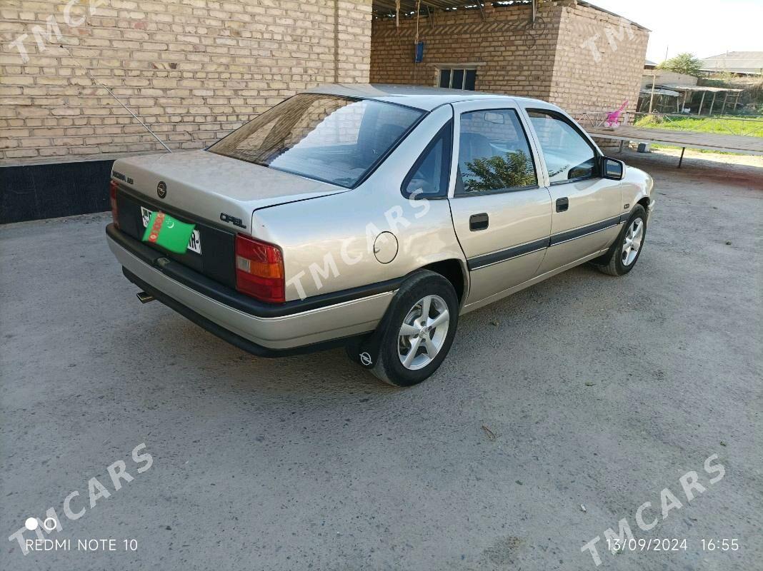 Opel Vectra 1992 - 33 000 TMT - Мары - img 3