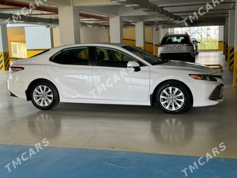 Toyota Camry 2019 - 290 000 TMT - Aşgabat - img 3