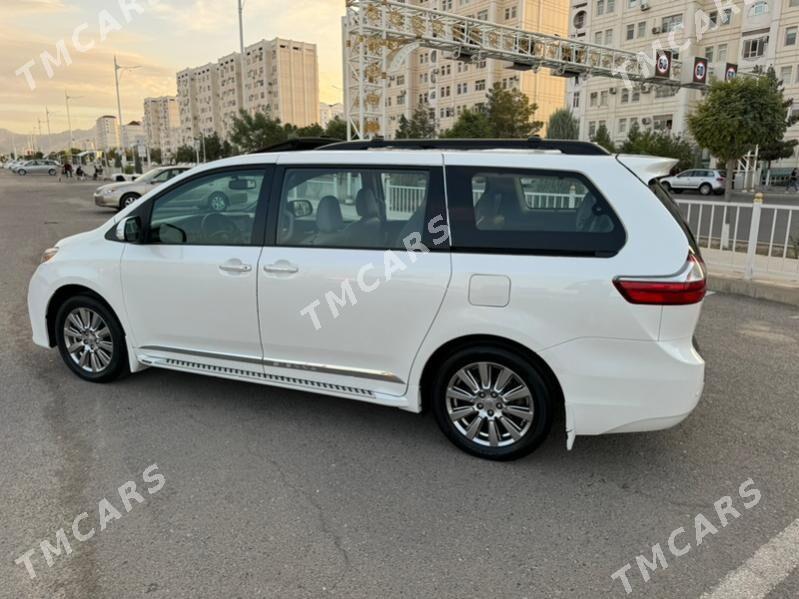 Toyota Sienna 2017 - 410 000 TMT - Aşgabat - img 4