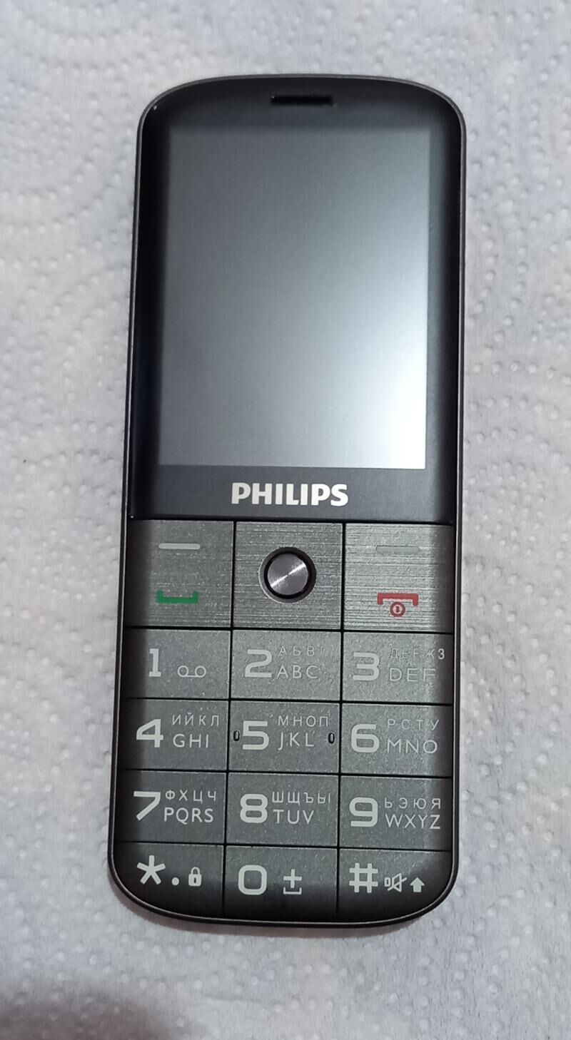 Philips xenium e227 - Бузмеин - img 3