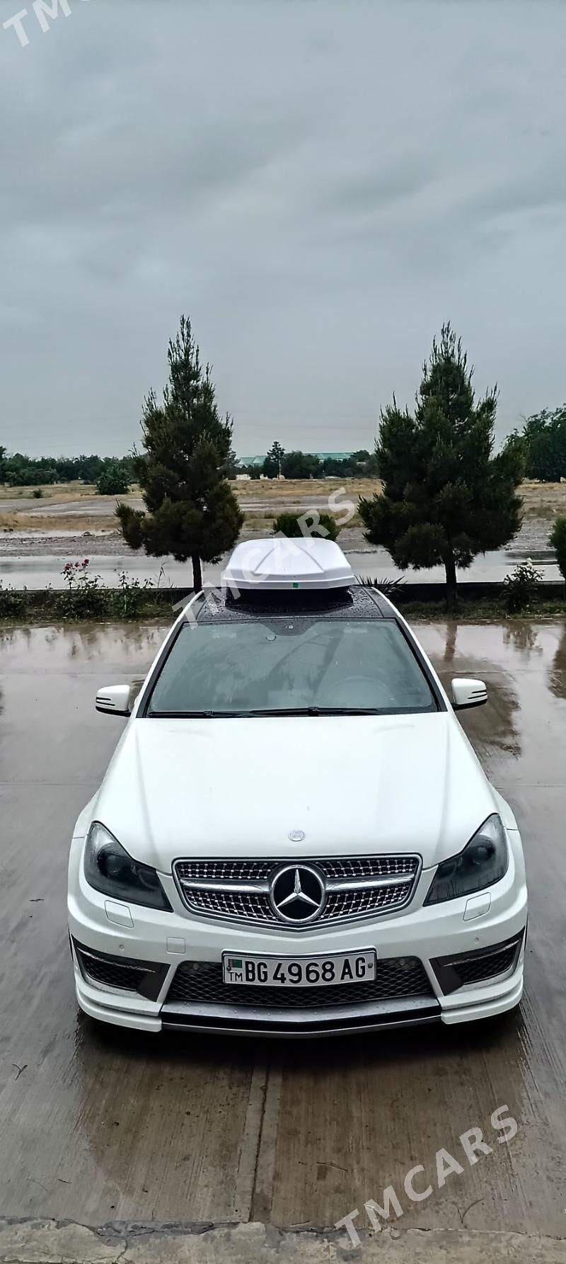 Mercedes-Benz C-Class 2009 - 200 000 TMT - Aşgabat - img 2