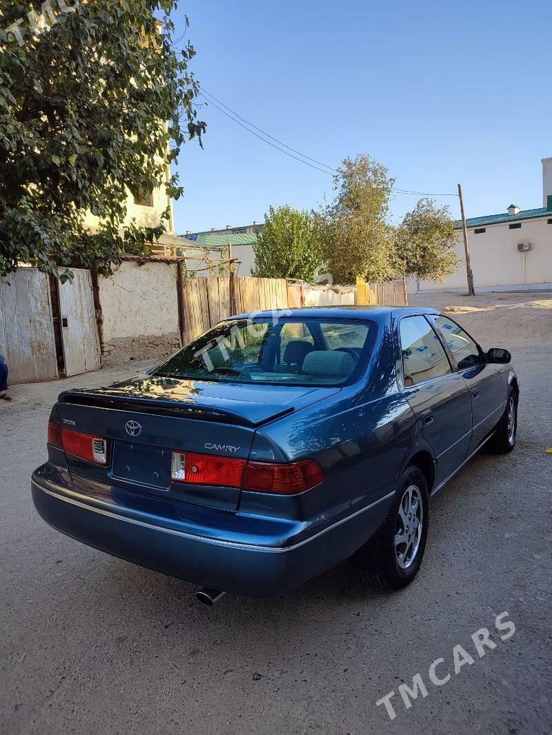 Toyota Camry 2001 - 135 000 TMT - Магданлы - img 2