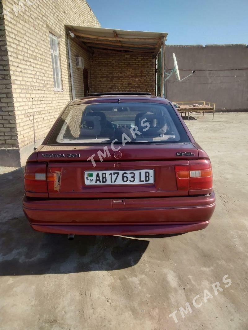 Opel Vectra 1993 - 24 000 TMT - Фарап - img 7