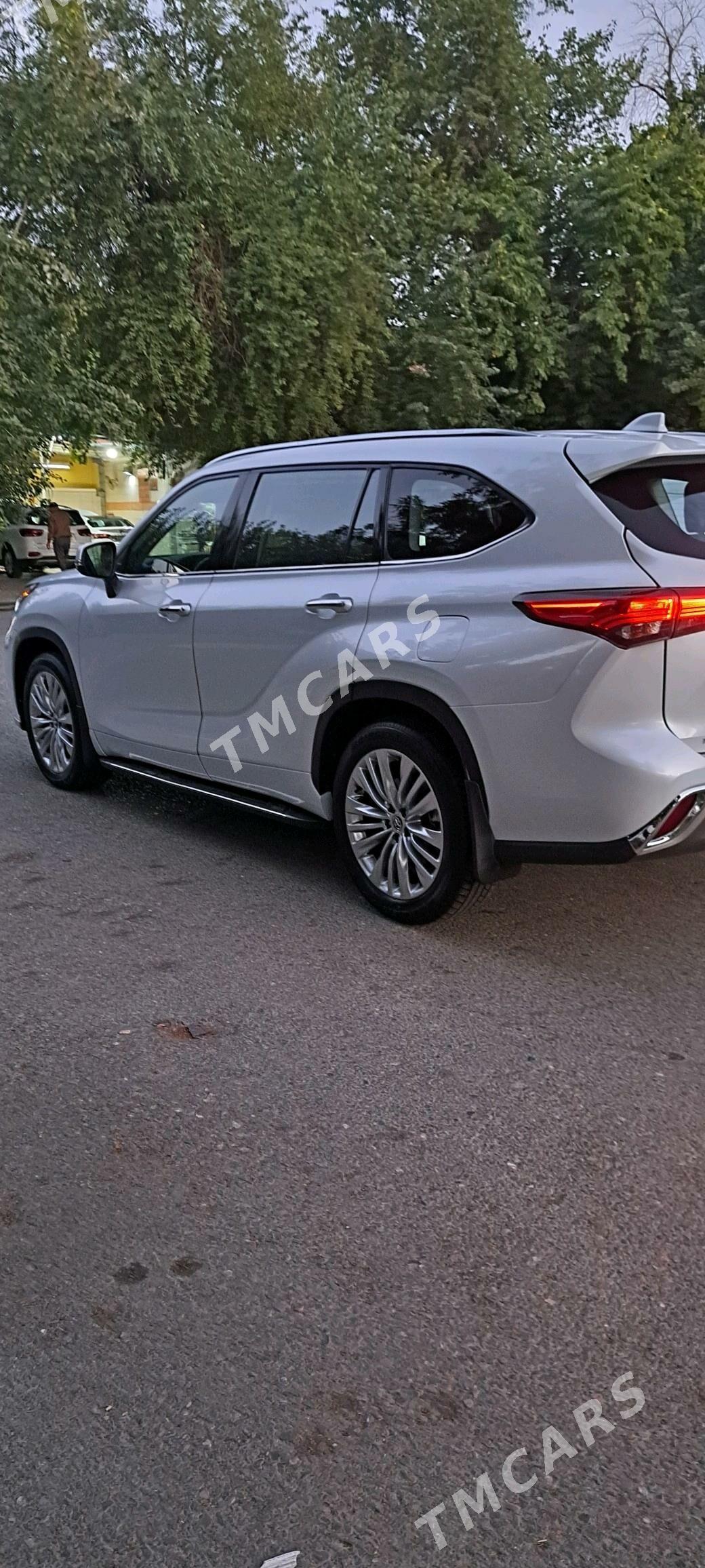 Toyota Highlander 2020 - 500 000 TMT - Ашхабад - img 4