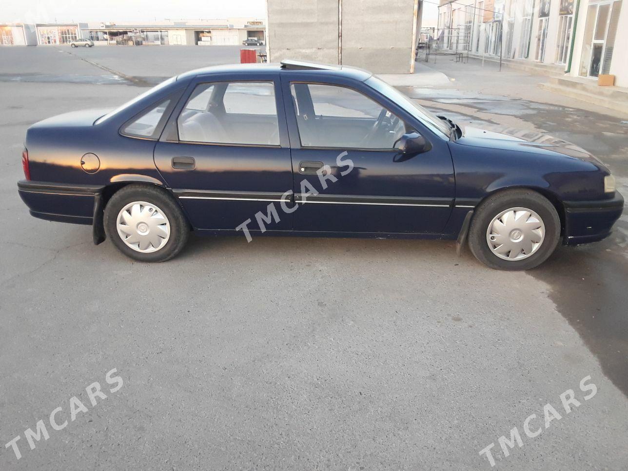 Opel Vectra 1993 - 43 000 TMT - Мары - img 7