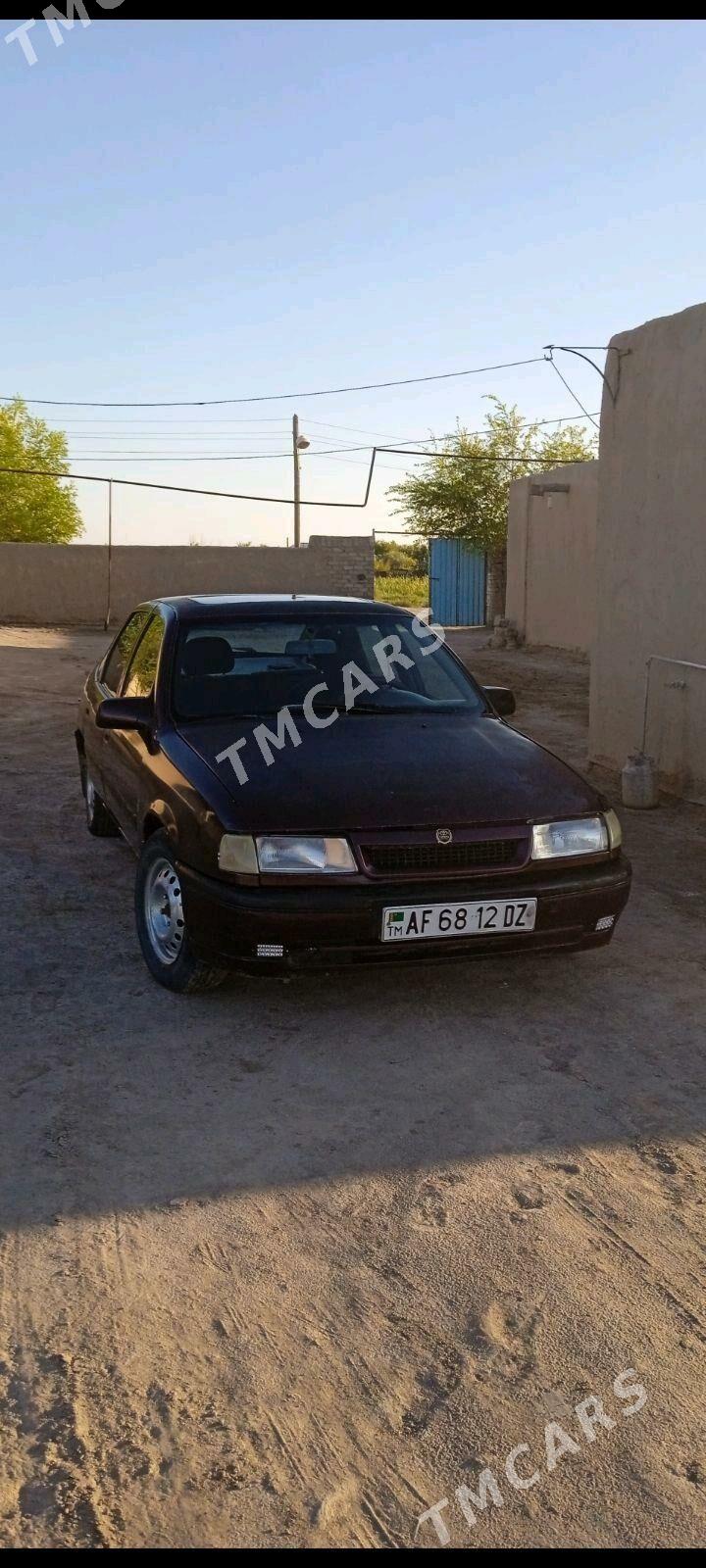 Opel Vectra 1992 - 20 000 TMT - Болдумсаз - img 3