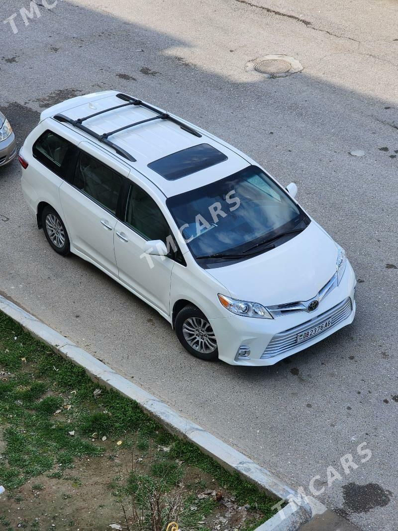 Toyota Sienna 2020 - 550 000 TMT - 11 mkr - img 2