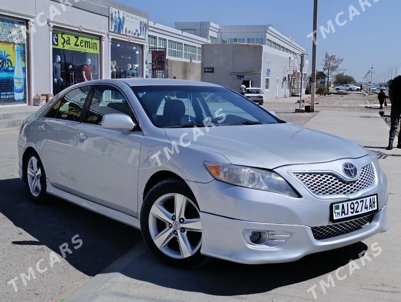 Toyota Camry 2010 - 150 000 TMT - Теджен - img 4