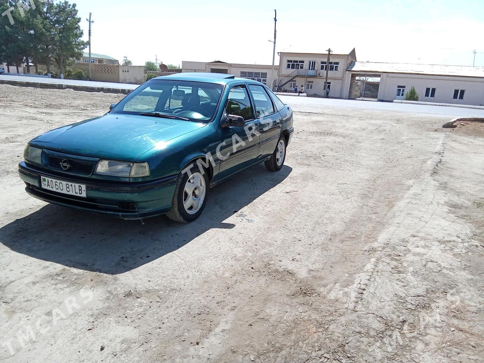 Opel Vectra 1994 - 20 000 TMT - Saýat - img 2