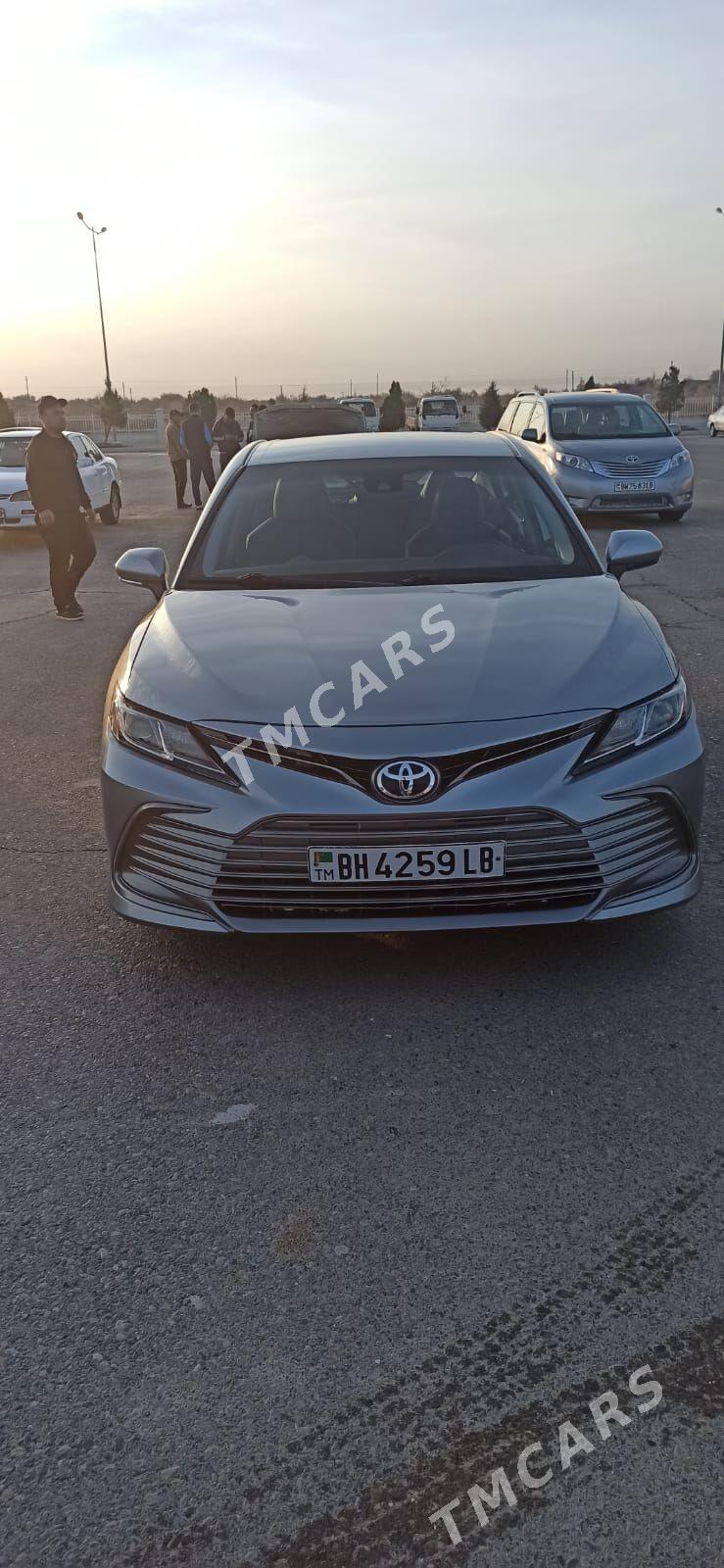 Toyota Camry 2020 - 355 000 TMT - Дянев - img 8