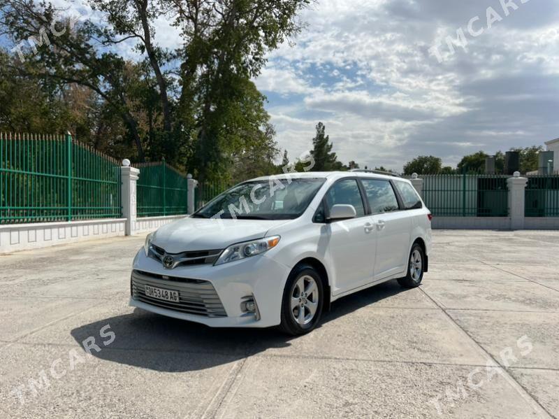 Toyota Sienna 2019 - 355 000 TMT - Ашхабад - img 2