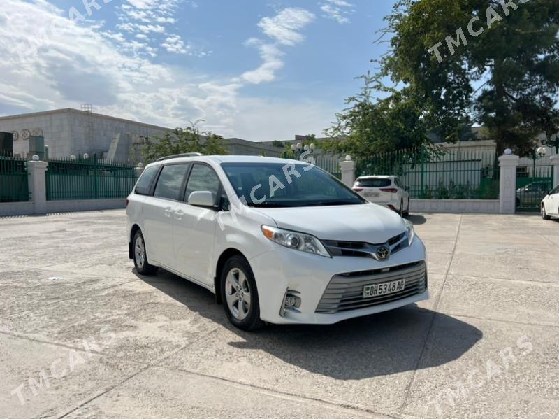 Toyota Sienna 2019 - 355 000 TMT - Aşgabat - img 4