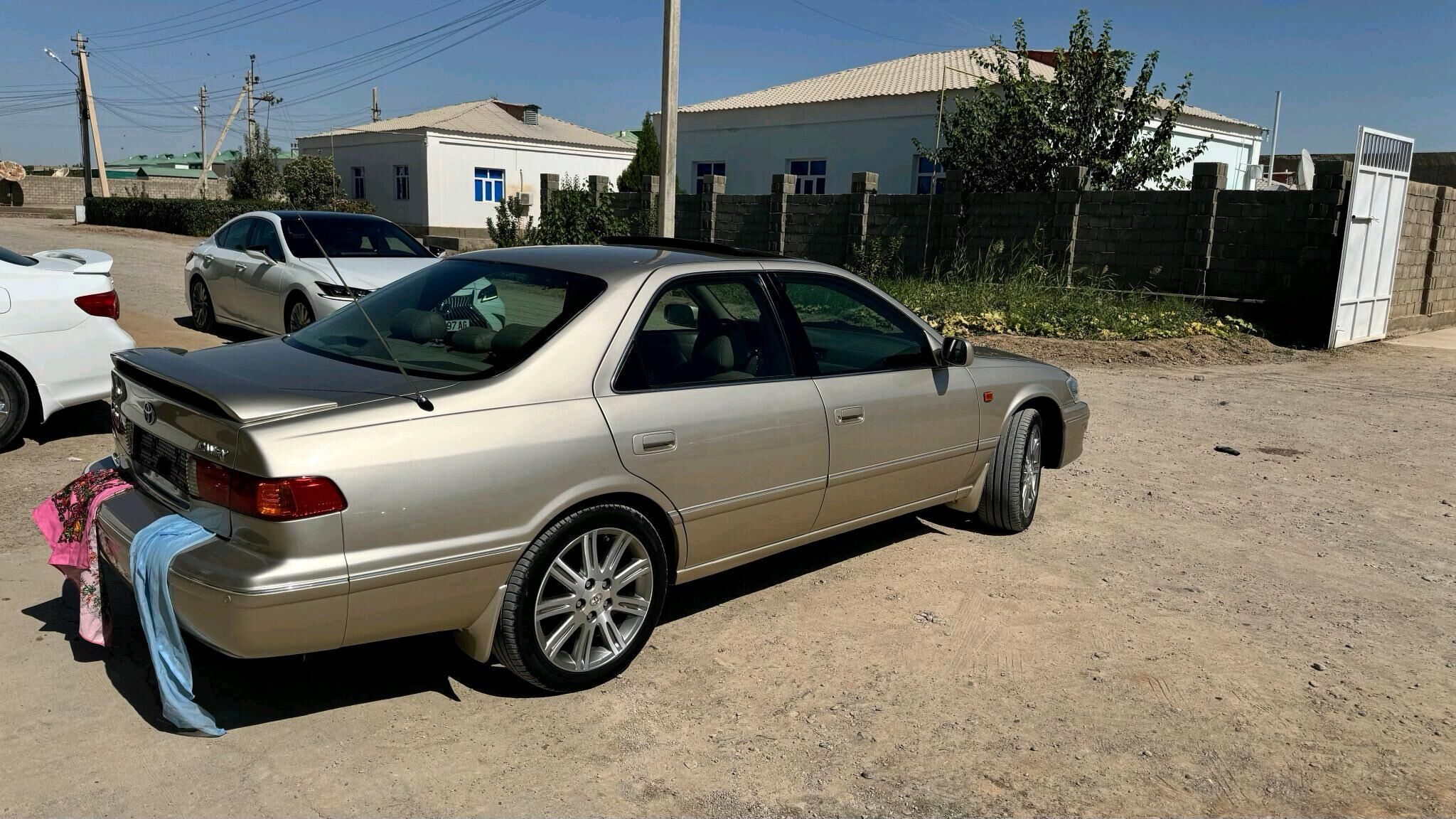 Toyota Camry 2001 - 180 000 TMT - Теджен - img 6