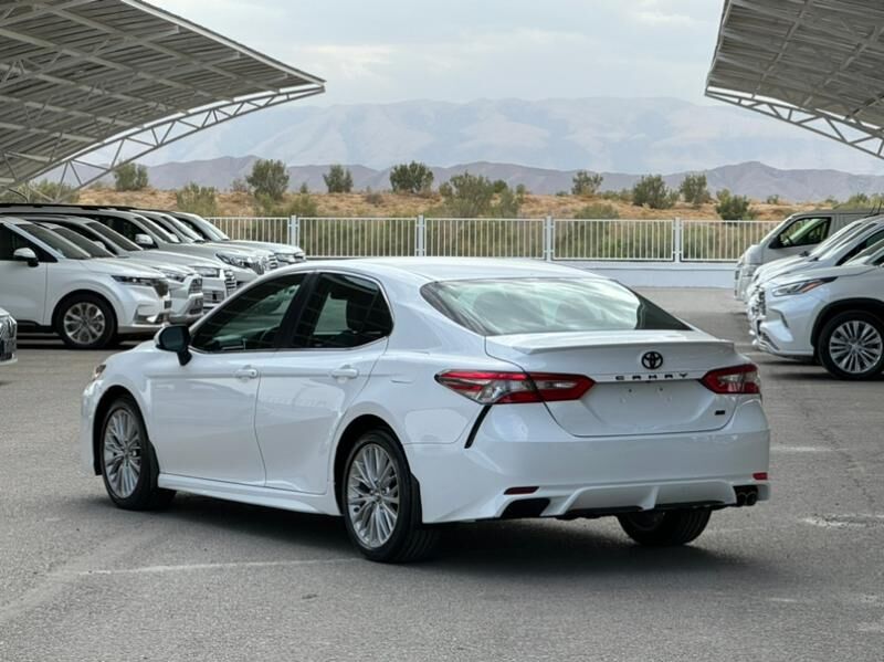 Toyota Camry 2019 - 295 000 TMT - Aşgabat - img 9