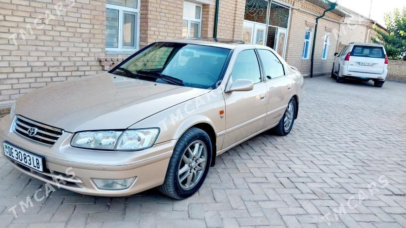 Toyota Camry 1999 - 135 000 TMT - Халач - img 4