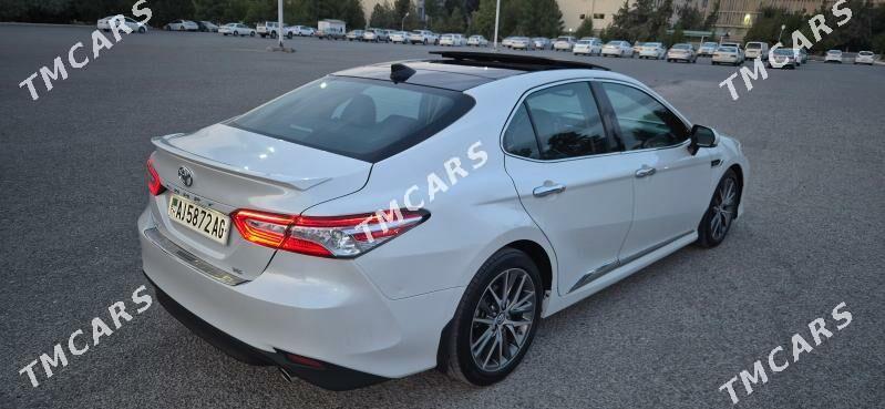 Toyota Camry 2019 - 393 000 TMT - 10 мкр - img 2